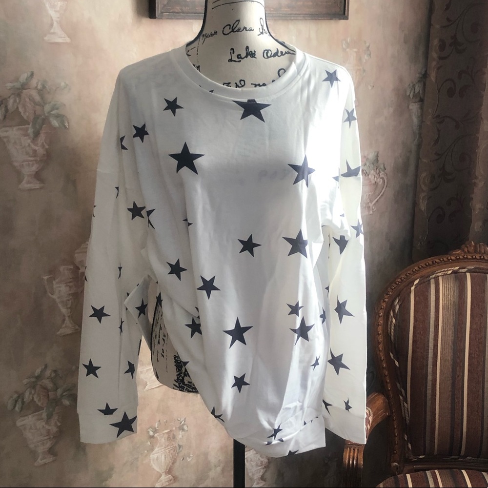 PRINTED STARS WHITE ON BLACK PULLOVER TOP NWT - Picture 3 of 3